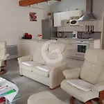 Maison Pres De La Plage, 3 Chambres, Terrasse Et Parking A Sur - Fr-1-194-383 度假居