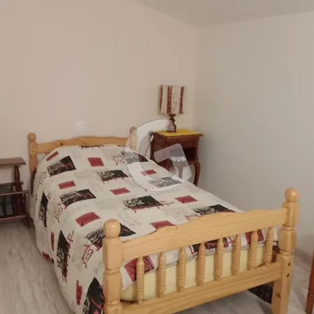 Maison Pres De La Plage, 3 Chambres, Terrasse Et Parking A Sur - Fr-1-194-383 Holiday home *