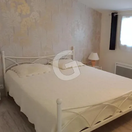 Maison Pres De La Plage, 3 Chambres, Terrasse Et Parking A Sur - Fr-1-194-383 * La Tranche-sur-Mer